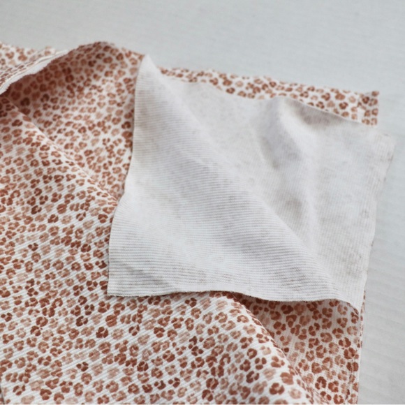 Tiny leopard print rib knit, .5 yard - Picture 3 of 3